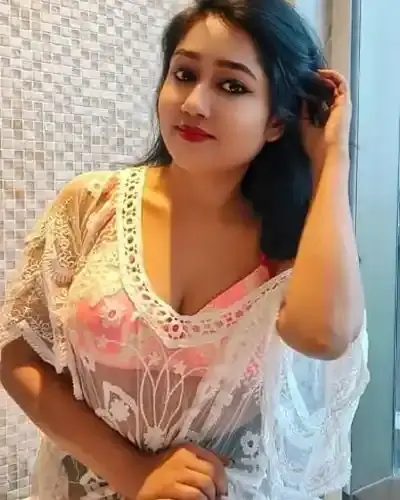 Escort Manewada